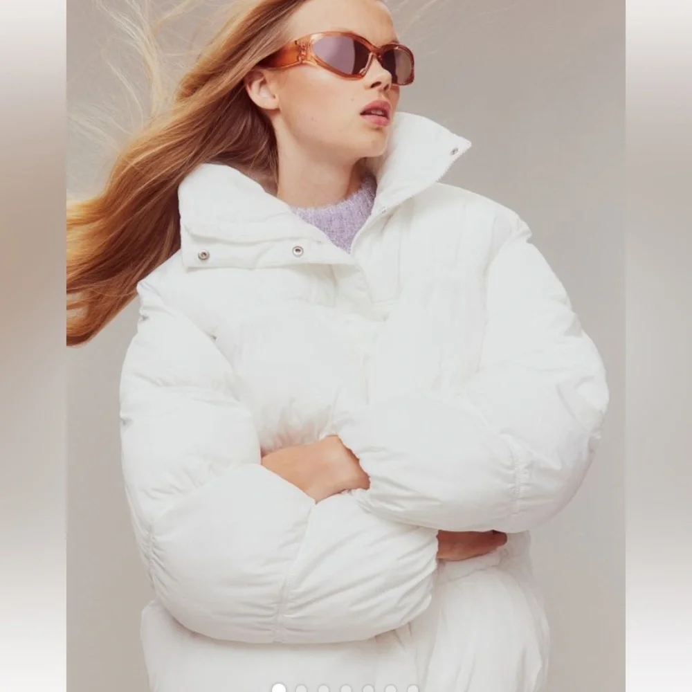 NWT • H&M • White Zip Up Puffer Coat - Picture 5 of 12